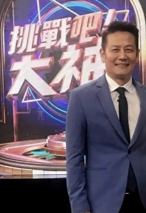 最牛视角陕西站街女偷拍探花本场无套内射大清早快餐个人美逼嫩的连衣裙妹子 - 蜜桃网